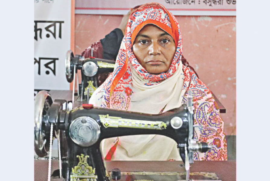 স্থায়ীভাবে অভাব দূর করছে বসুন্ধরা গ্রুপ